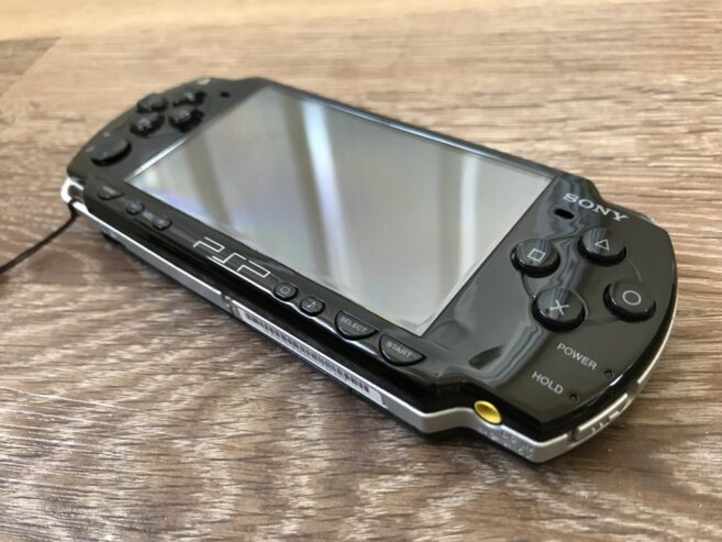 PSP neuve scellé+40 jeux