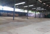 Location entrepot 2000 m2 à Abobo