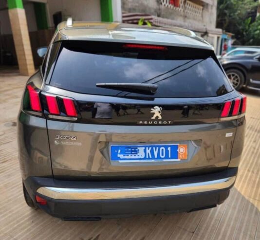 PEUGEOT 3008 2018