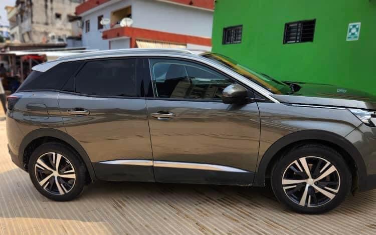 PEUGEOT 3008 2018