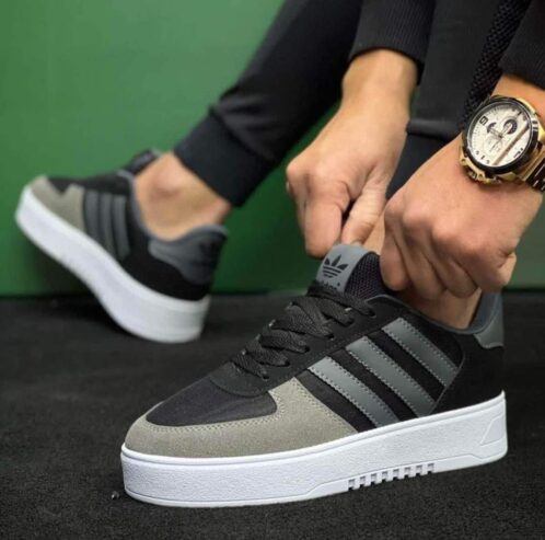 Chaussures Homme Adidas