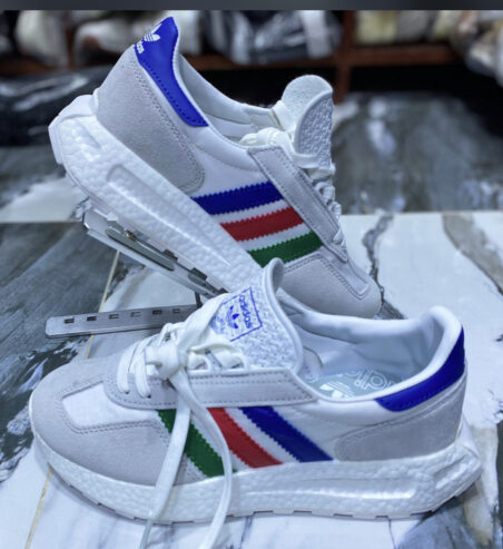 Chaussures Homme Adidas