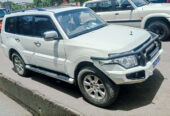 MITSUBISHI PAJERO 2011