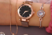 Des belles montres des femmes disponible très jolie