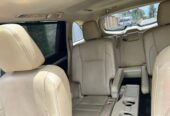 RANGE ROVER VELAR P300