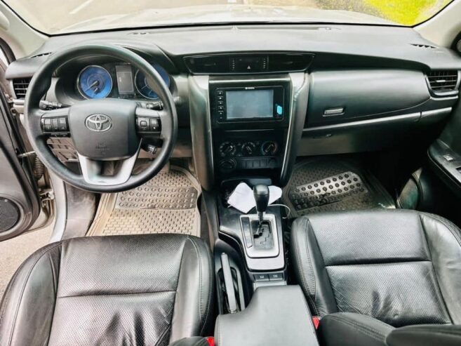 TOYOTA FORTUNER