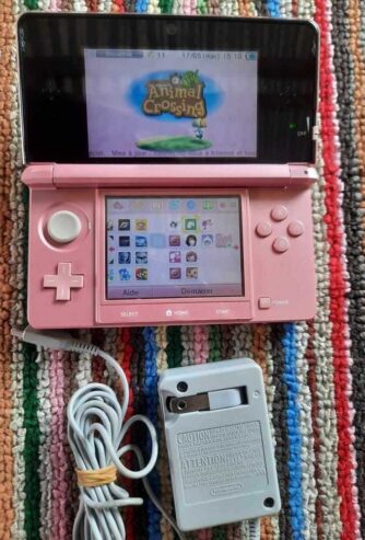 Nintendo 3DS 20 jeux avec chargeur