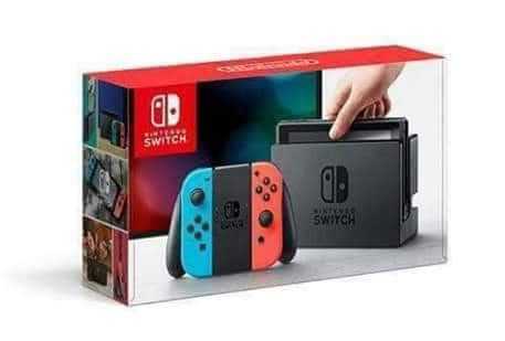 Nintendo Switch avec les jeux et accessoires