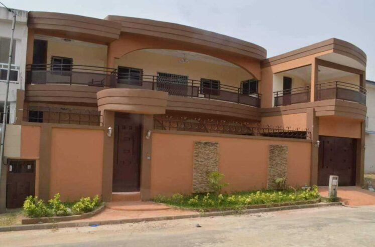 VILLA DUPLEX 7 PIECES