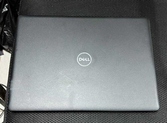 PC Dell Latitude 3490 Core i5 8th Génération • Intel(R) Core