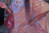 Chic boubou avec foulard disponible