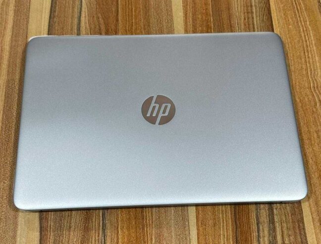 PC Hp EliteBook 840 G3 Core i5 • Intel(R) Core(TM) i5-6300U