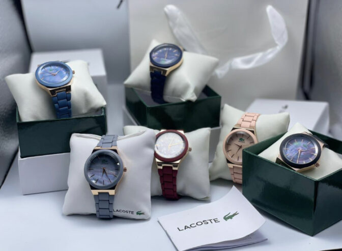 Montres Lacoste