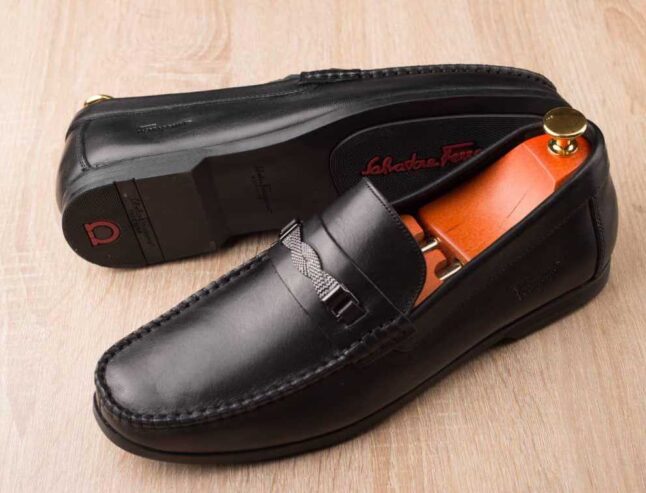 Souliers & Tod’s semelle plate