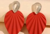 Jolies boucles d’oreilles disponible