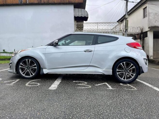 HYUNDAI VELOSTER