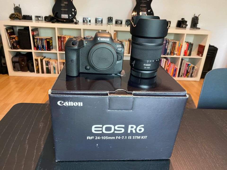 Canon EOS R6 Mark II + 24-105mm F4