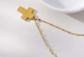 Chaîne à pendentif mini croix en acier inoxydable