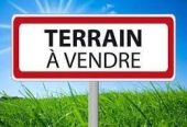 Terrain avec ACD en vente en bordure de route sur la nouvell