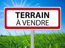 Terrain avec ACD en vente en bordure de route sur la nouvell