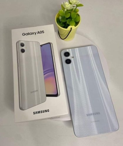 VENTE DE TÉLÉPHONE PORTABLE ORIGINAL NEUF ET SCELLÉ SAMSUNG