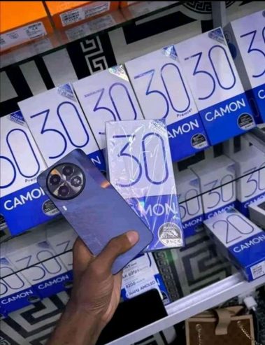 TECNO CAMON 30