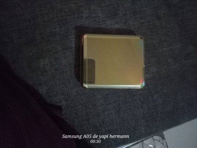 Galaxy z flip
