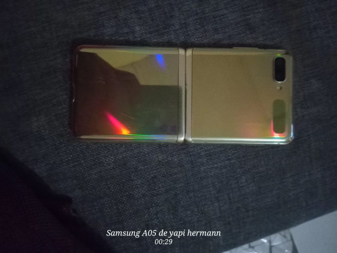 Galaxy z flip
