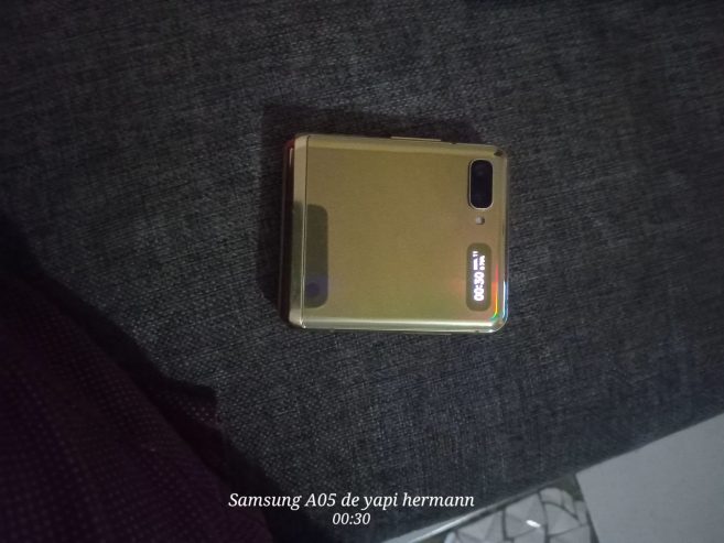 Galaxy z flip