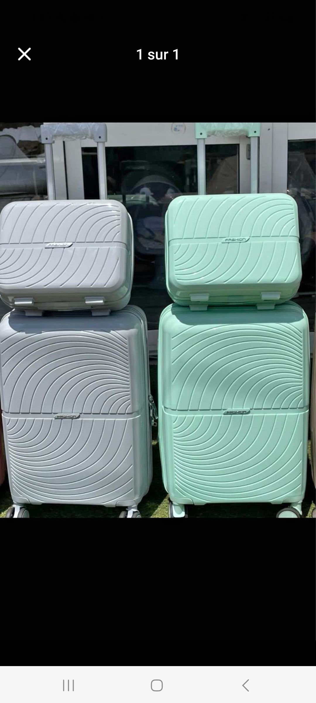 Valise enfant disponible appels et whatsap 0758501503