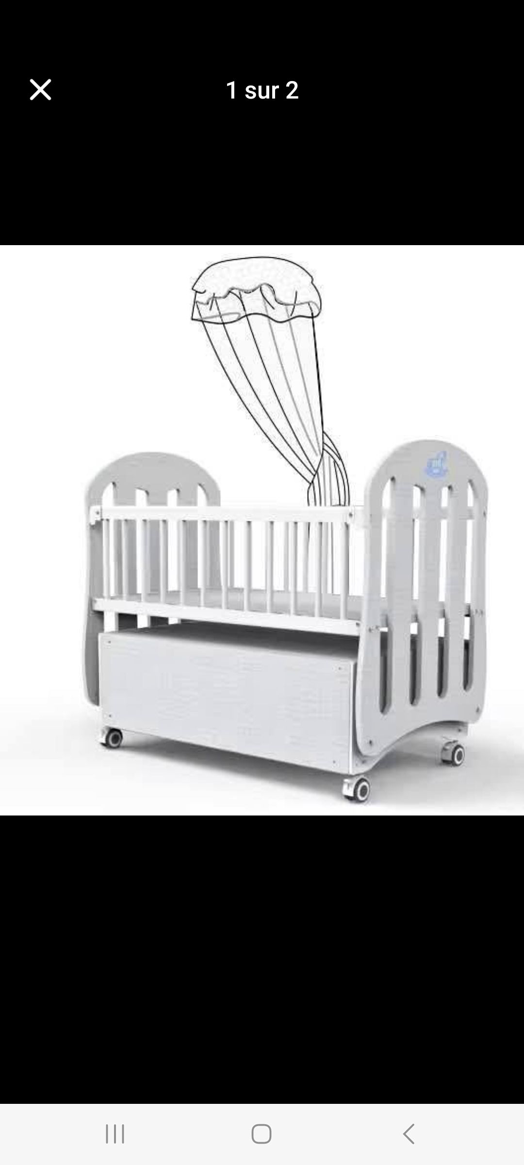 Berceau de bébé en bois disponible appels et whatsap 0758501